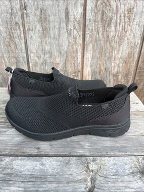 Skechers Black ARCH FIT REFINE 2.0 CASCADE “Don’t Go” WOMENS 9.5 Air-Cooled Shoe